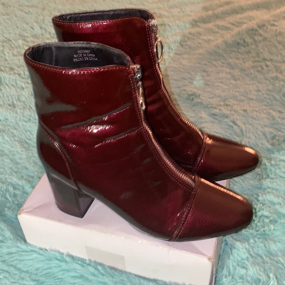 Womens shoes